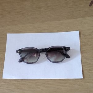Women's grey Tinted Sunglasses